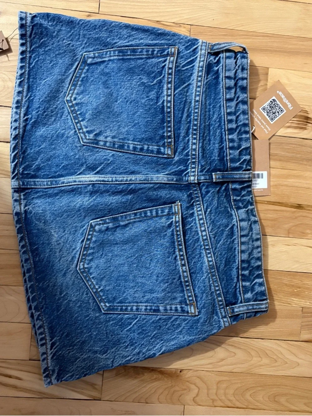 Reformation Denim Mini Skirt in Medium Blue size 27 - Picture 2 of 2